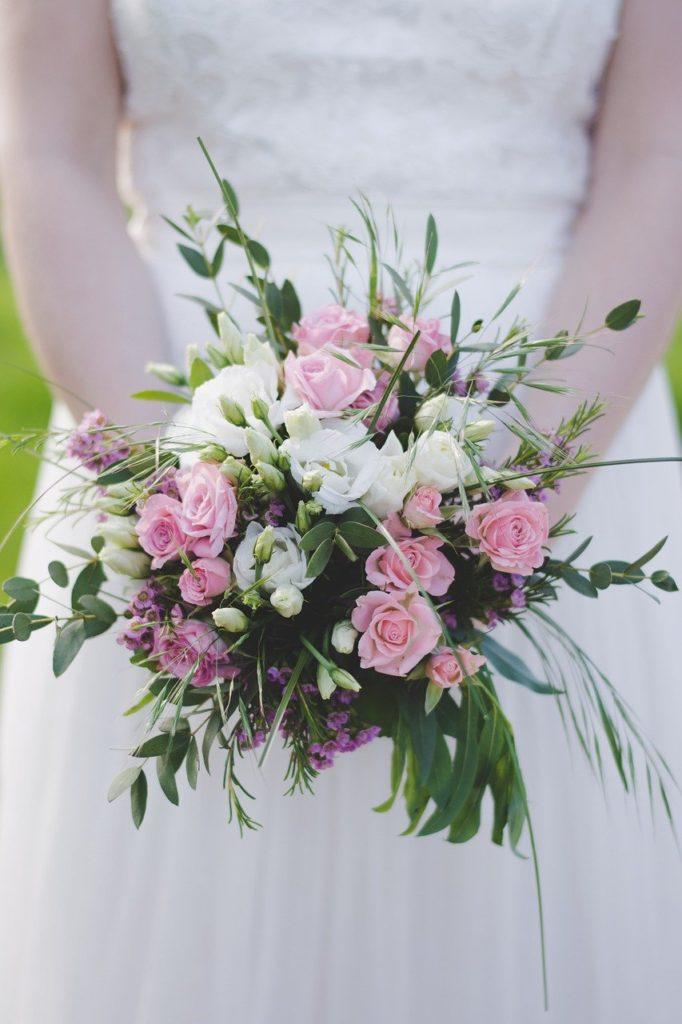 bridal bouquet, ostrich, wedding-4239822.jpg
